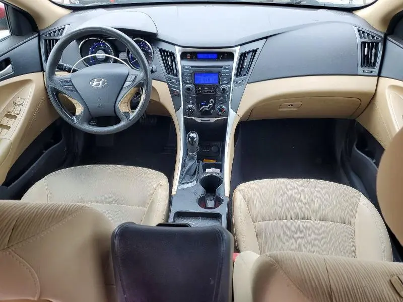 2012 HYUNDAI SONATA GLS  
