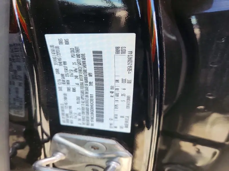 2017 FORD ESCAPE SE  