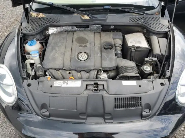 2013 VOLKSWAGEN BEETLE   