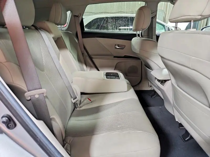 2015 TOYOTA VENZA LE  