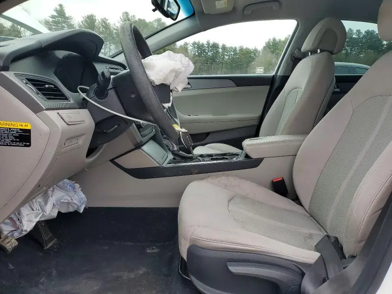 2017 HYUNDAI SONATA SE  