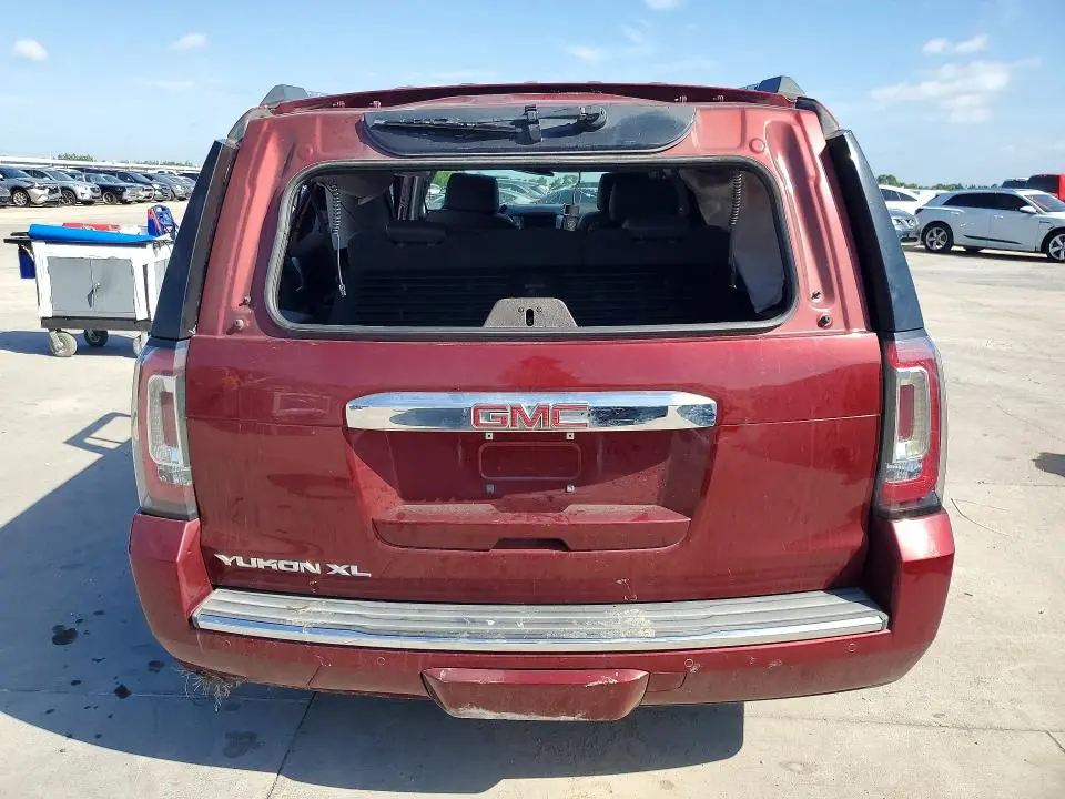 2016 GMC YUKON XL DENALI  