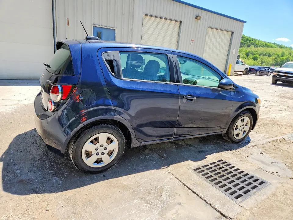2015 CHEVROLET SONIC LS  