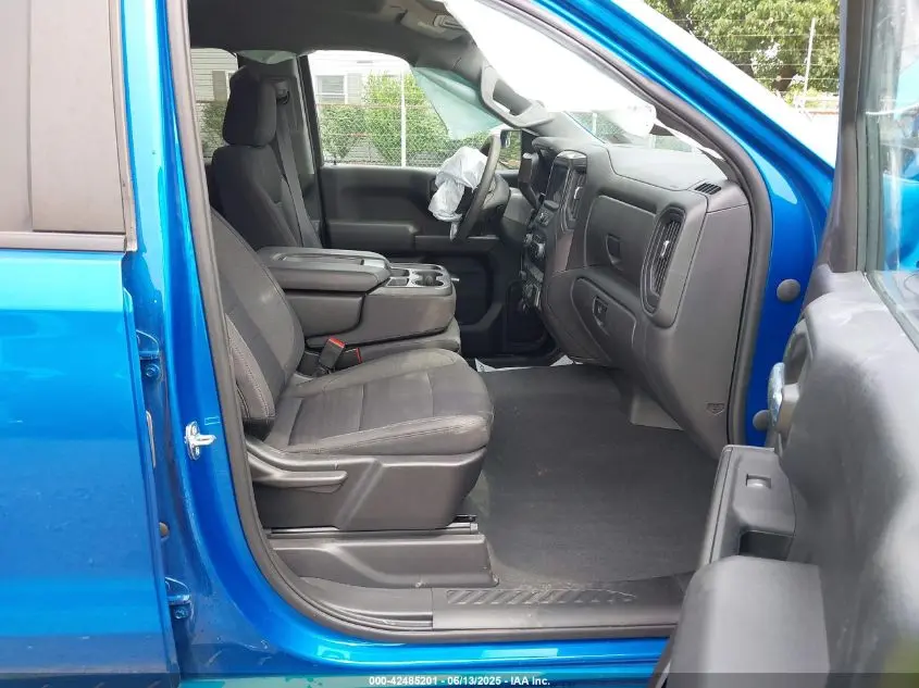 2023 CHEVROLET SILVERADO 1500 4WD  SHORT BED CUSTOM TRAIL BOSS