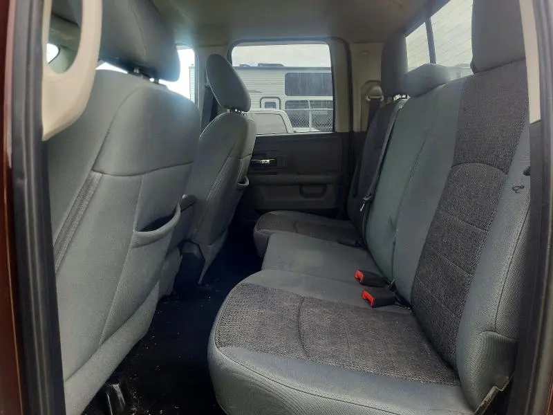 2015 RAM 1500 SLT  