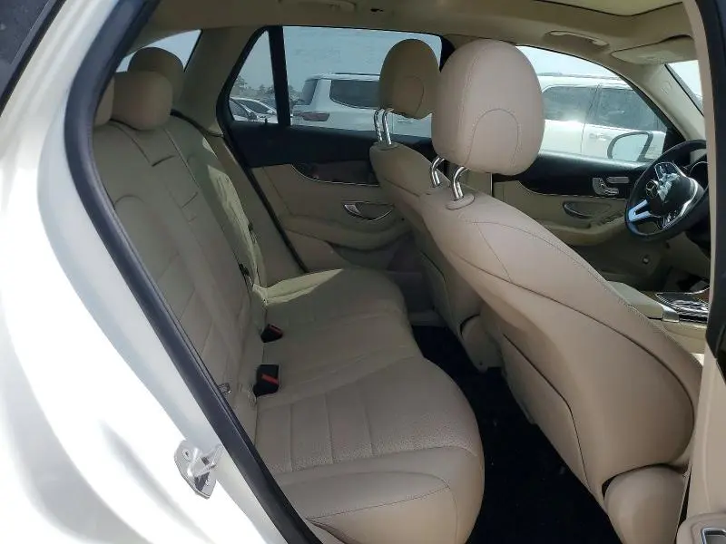 2021 MERCEDES-BENZ GLC 300  