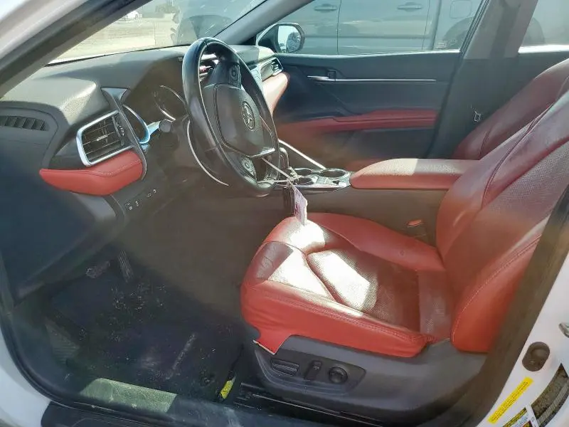 2018 TOYOTA CAMRY XSE  