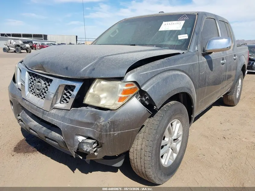 2017 NISSAN FRONTIER SV