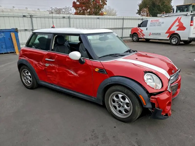 2012 MINI COOPER   