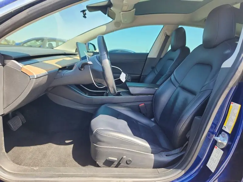 2018 TESLA MODEL 3   