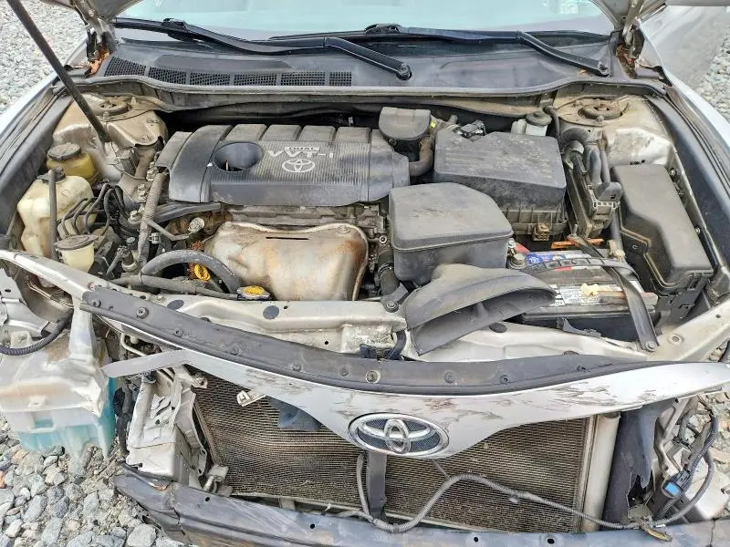 2010 TOYOTA CAMRY LE  