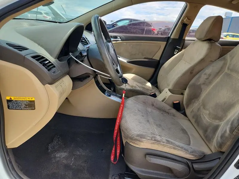 2014 HYUNDAI ACCENT GLS  