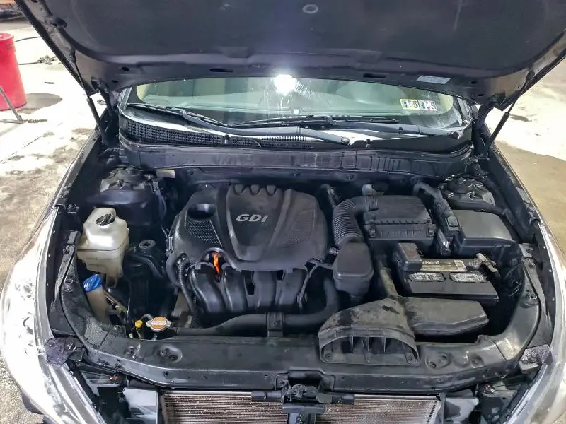 2011 HYUNDAI SONATA GLS  