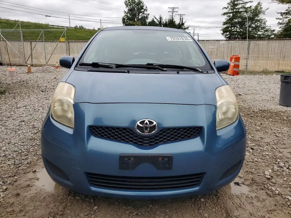 2010 TOYOTA YARIS BASE  