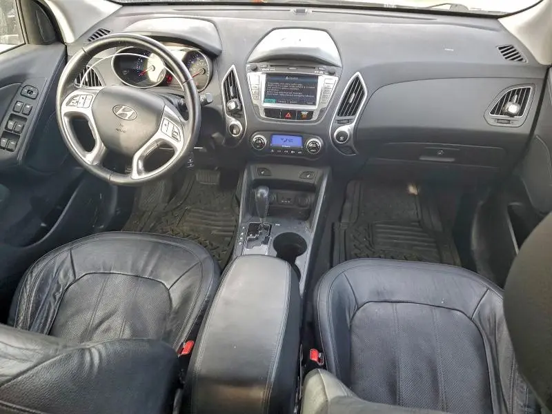 2011 HYUNDAI TUCSON GLS  