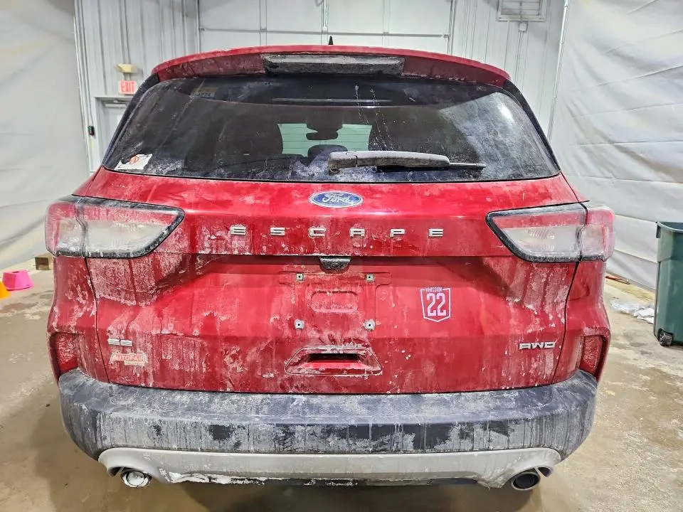 2020 FORD ESCAPE SE  