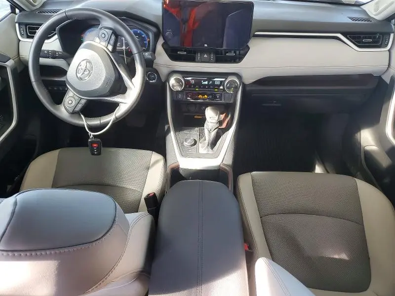 2024 TOYOTA RAV4 LIMITED  