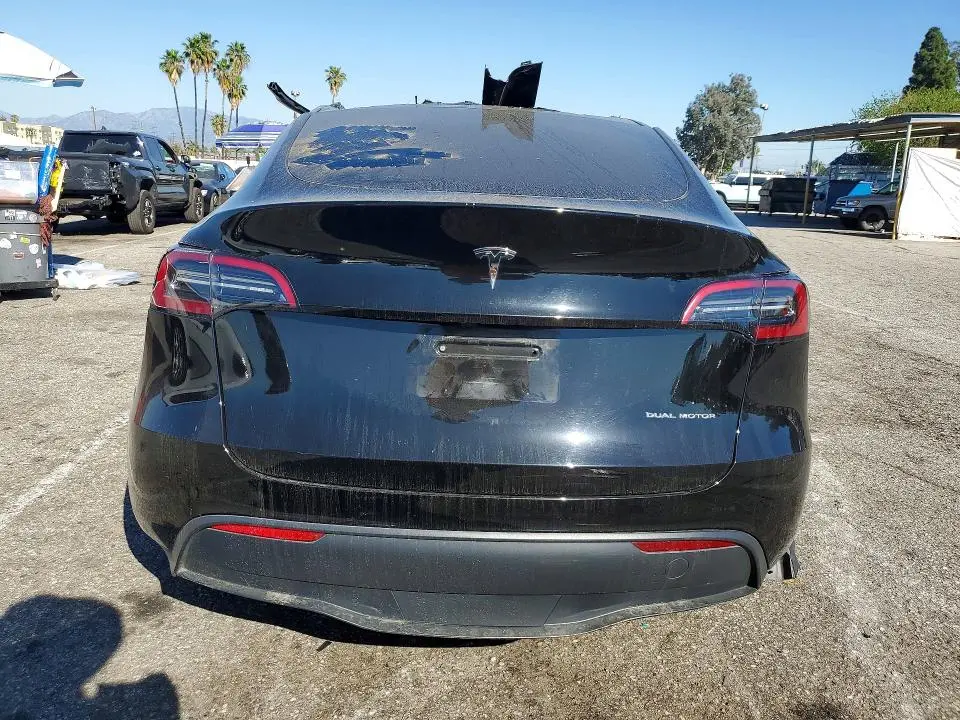 2024 TESLA MODEL Y   