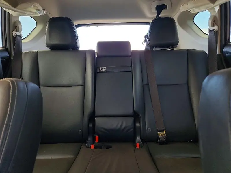 2017 TOYOTA RAV4 HV LIMITED  