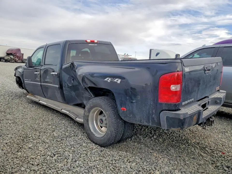 2013 GMC SIERRA K3500 DENALI  