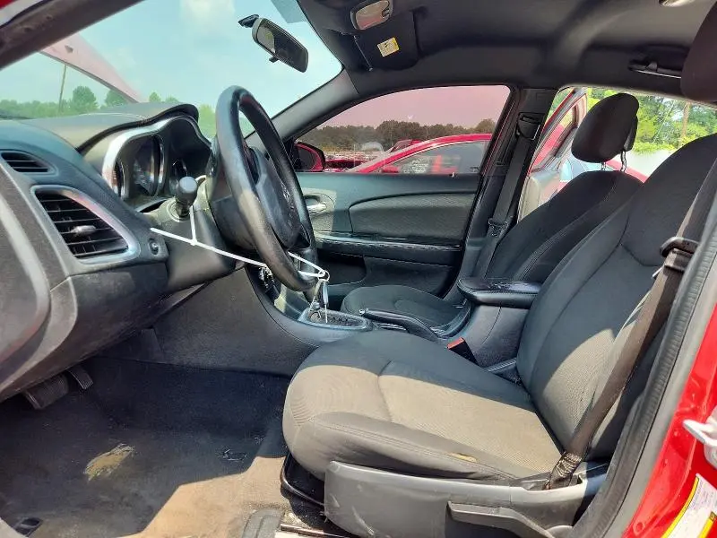 2013 DODGE AVENGER SE  