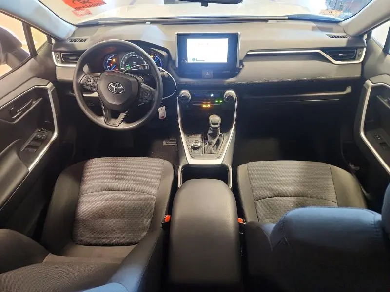 2025 TOYOTA RAV4 LE  