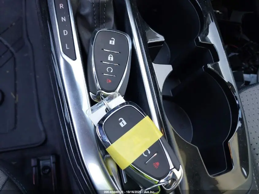 2025 CHEVROLET TRAX FWD LT