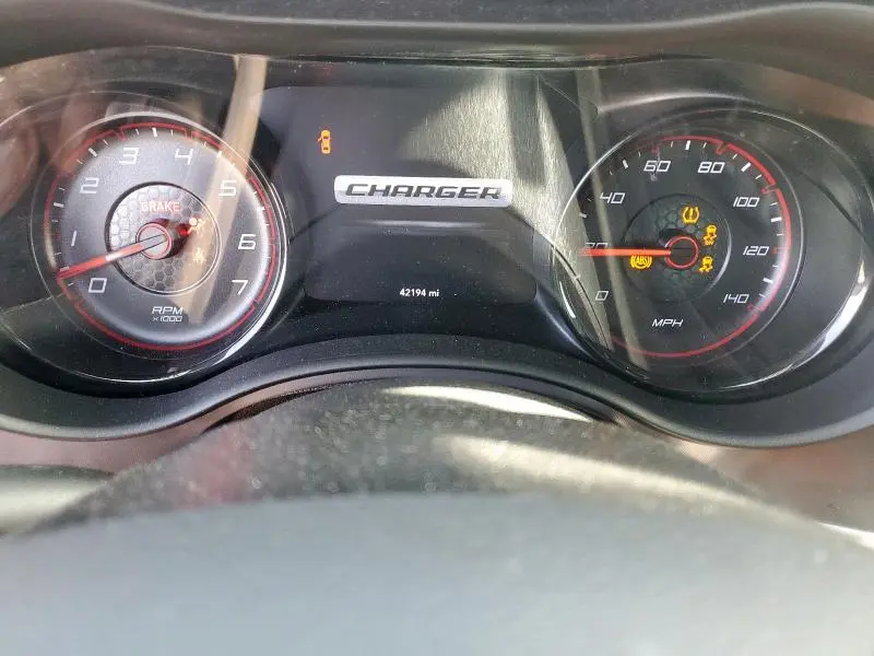 2021 DODGE CHARGER SXT  