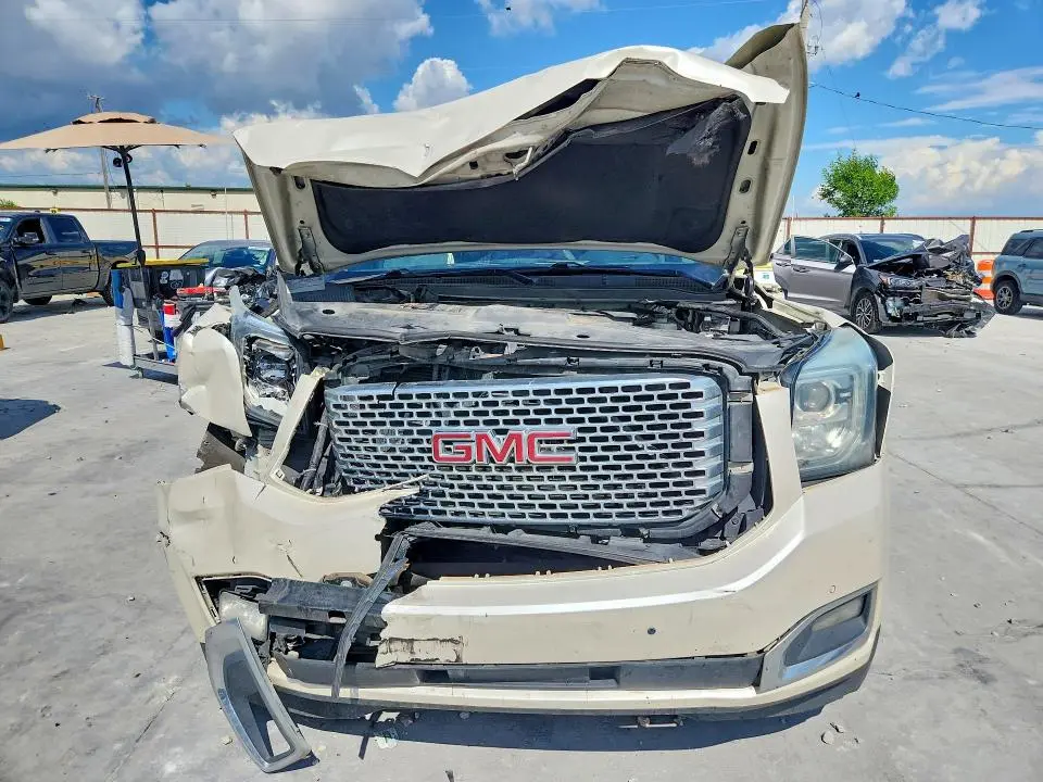 2015 GMC YUKON XL DENALI  