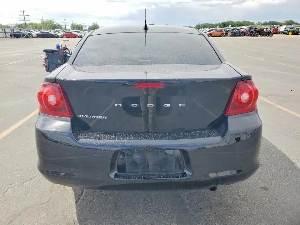 2014 DODGE AVENGER SE  