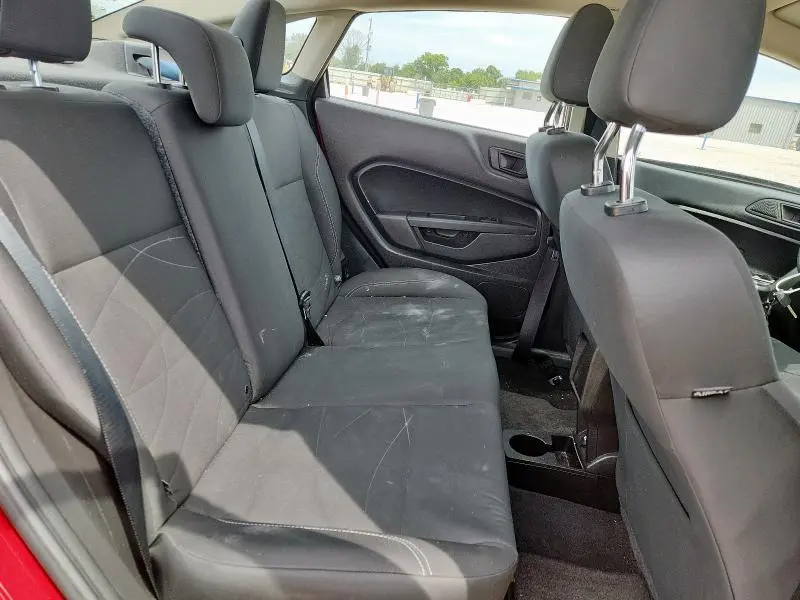 2017 FORD FIESTA SE  