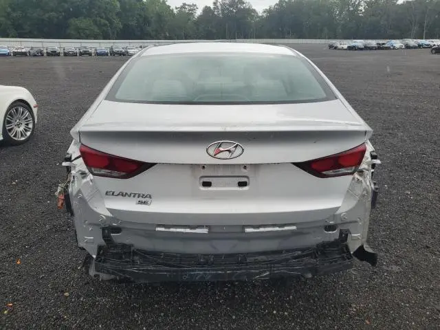 2018 HYUNDAI ELANTRA SE  
