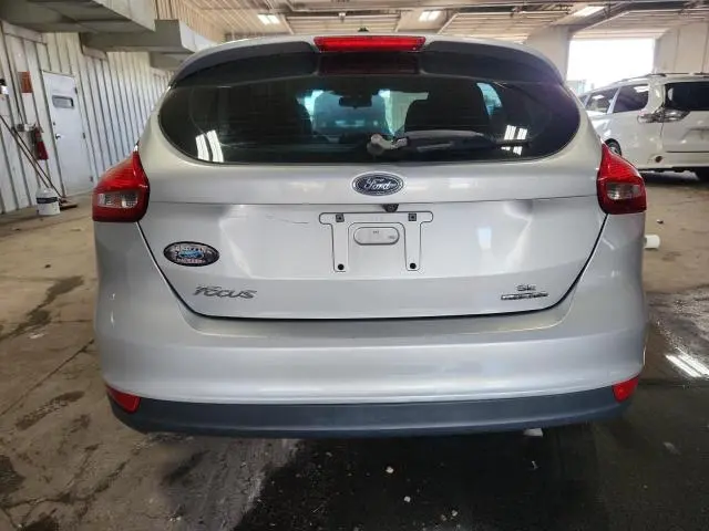 2016 FORD FOCUS SE  