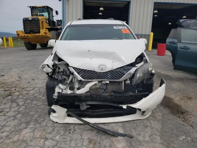 2013 TOYOTA SIENNA SPORT  