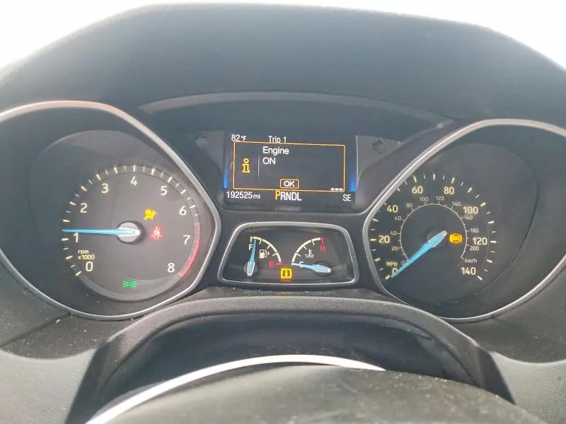 2015 FORD FOCUS SE  