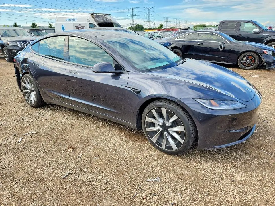2024 TESLA MODEL 3   
