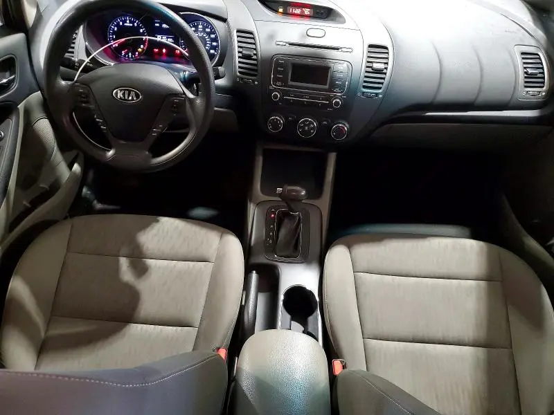 2015 KIA FORTE LX  