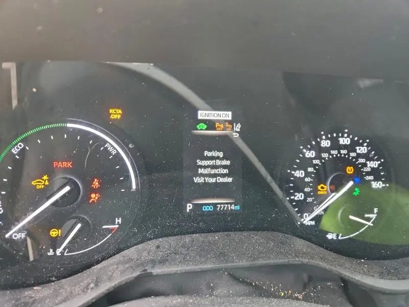 2022 TOYOTA SIENNA XSE  