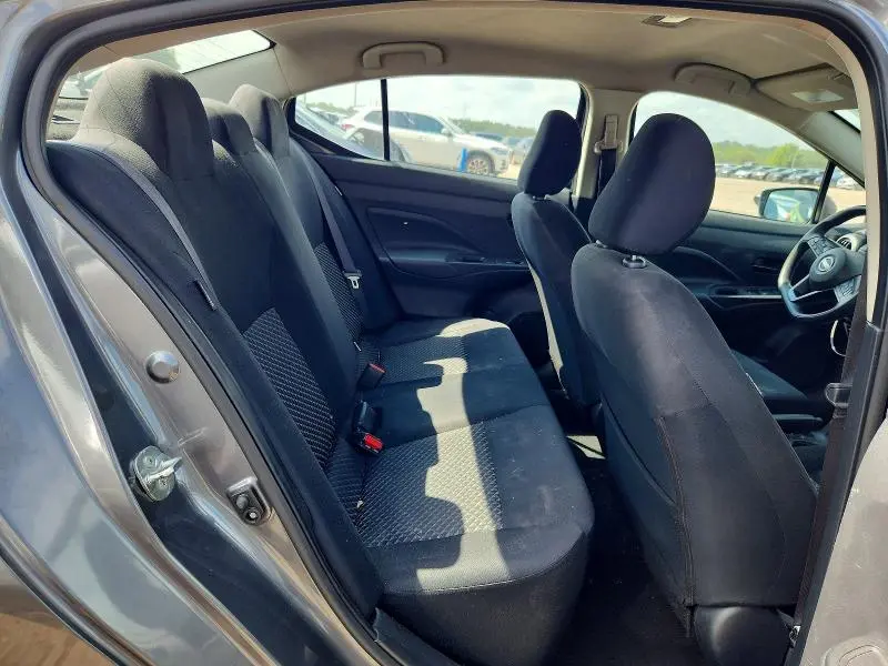 2023 NISSAN VERSA S  