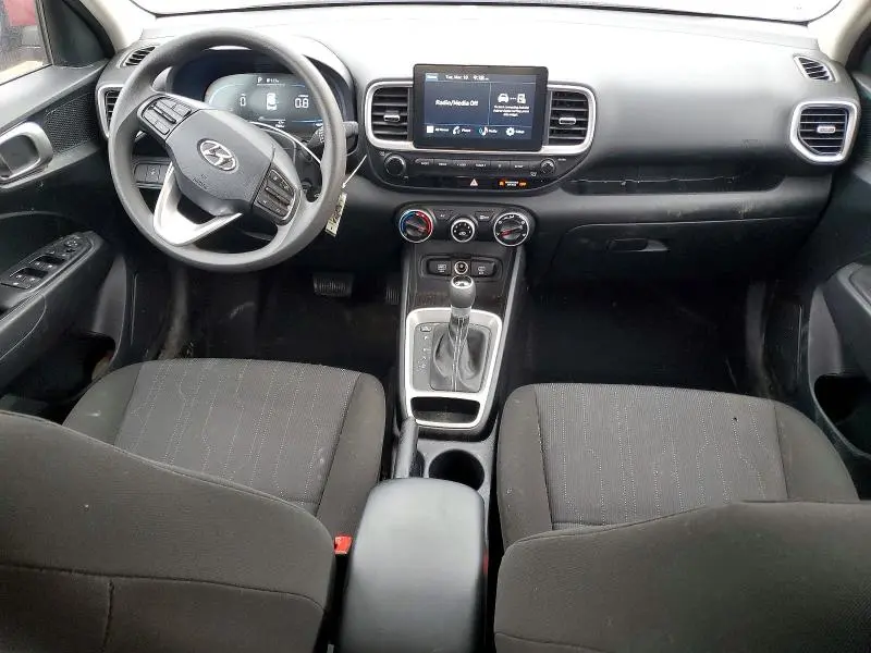 2025 HYUNDAI VENUE SE  