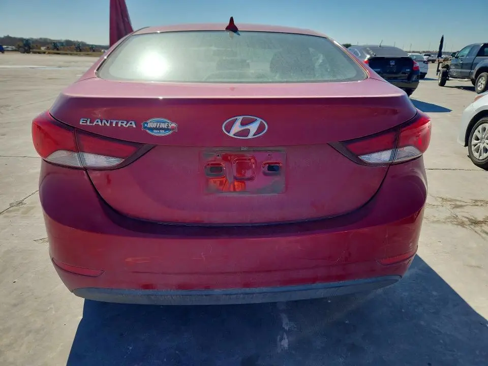 2014 HYUNDAI ELANTRA SE  