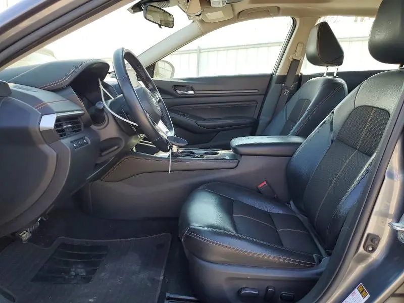 2020 NISSAN ALTIMA SR  