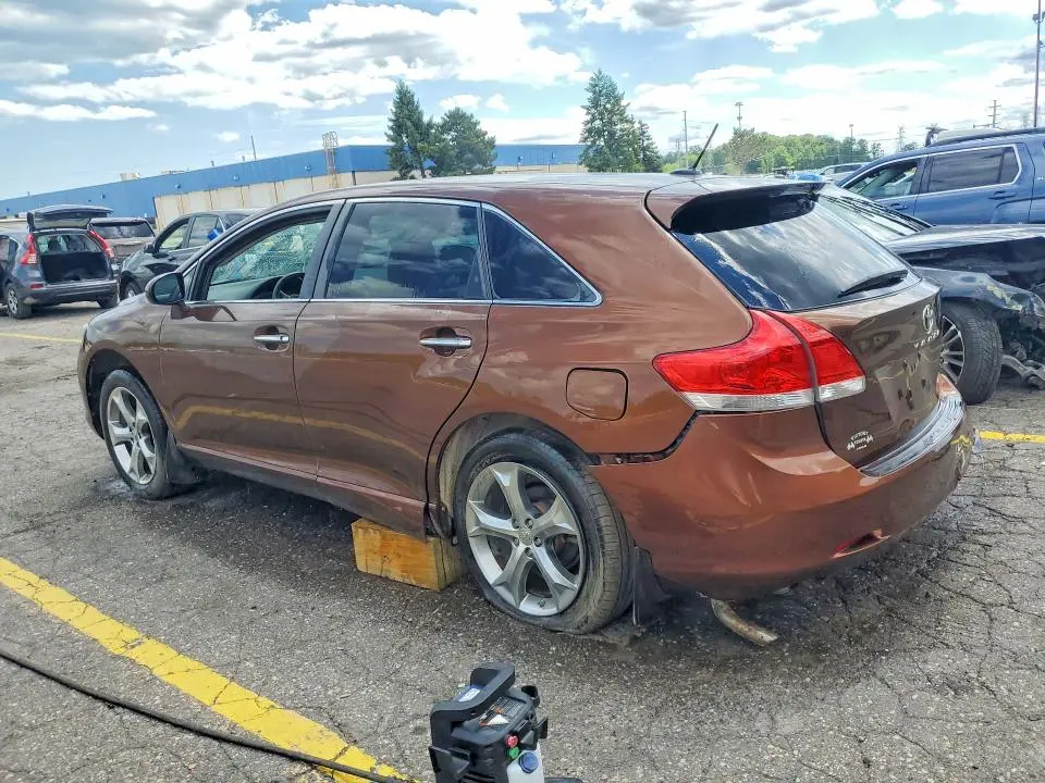 2010 TOYOTA VENZA AWD V6  