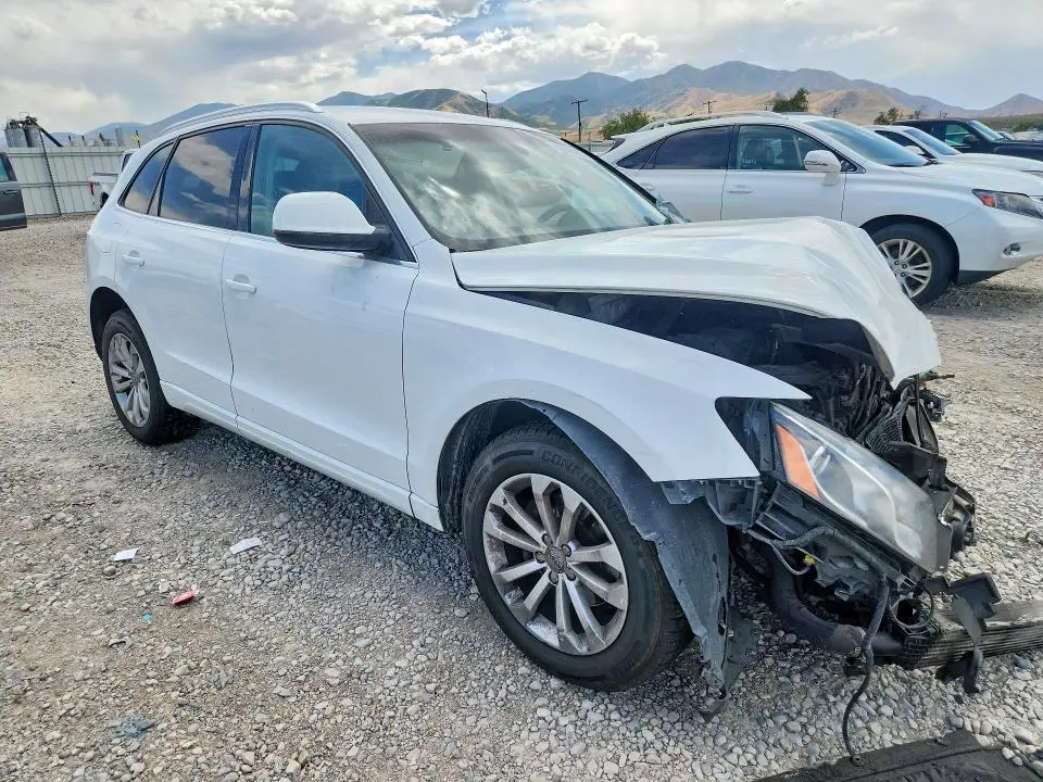 2011 AUDI Q5 PREMIUM PLUS  