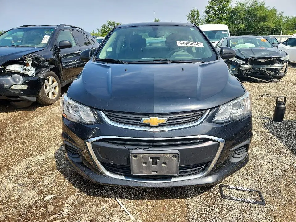 2019 CHEVROLET SONIC LT  