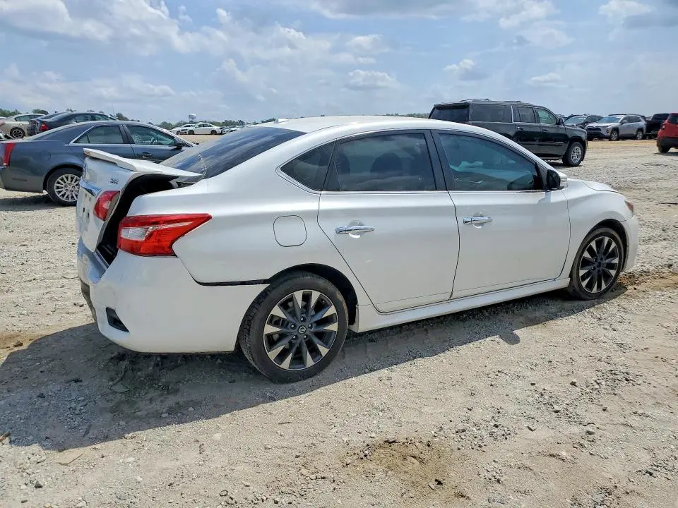 2017 NISSAN SENTRA SR  
