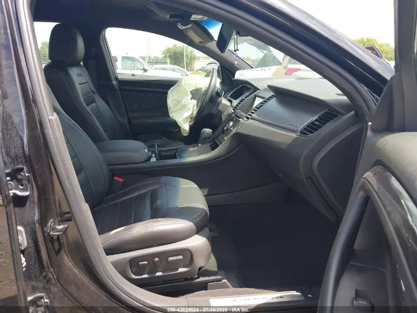 2019 FORD TAURUS SHO