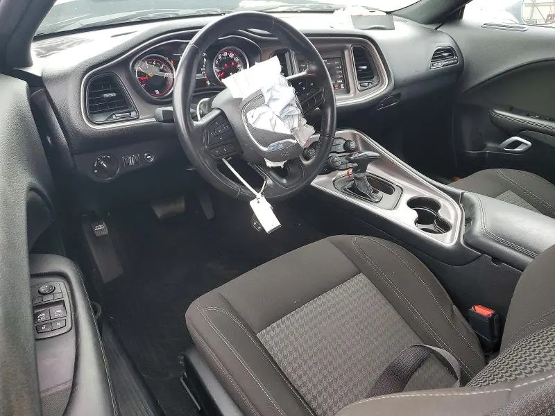 2022 DODGE CHALLENGER SXT  