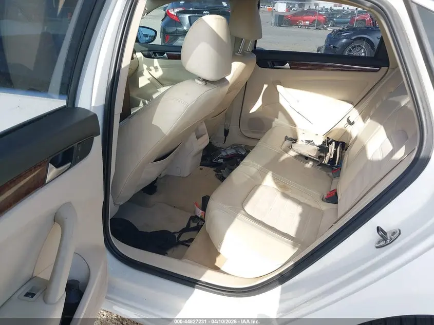 2012 VOLKSWAGEN PASSAT 3.6L V6 SEL PREMIUM