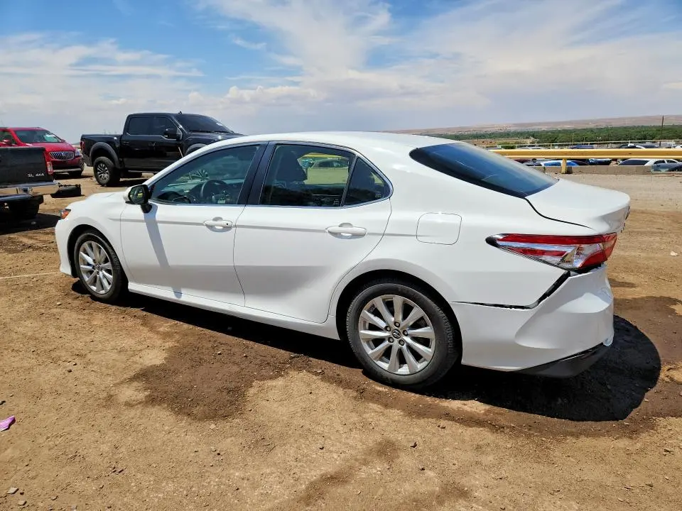 2018 TOYOTA CAMRY LE  